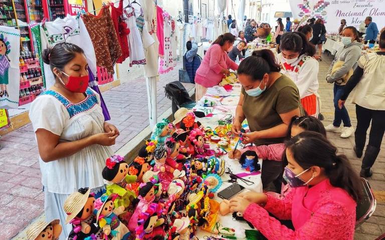 Artesanas muestran el potencial textil otomí - El Sol de San Juan del Río |  Noticias Locales, Policiacas, de México, Querétaro y el Mundo
